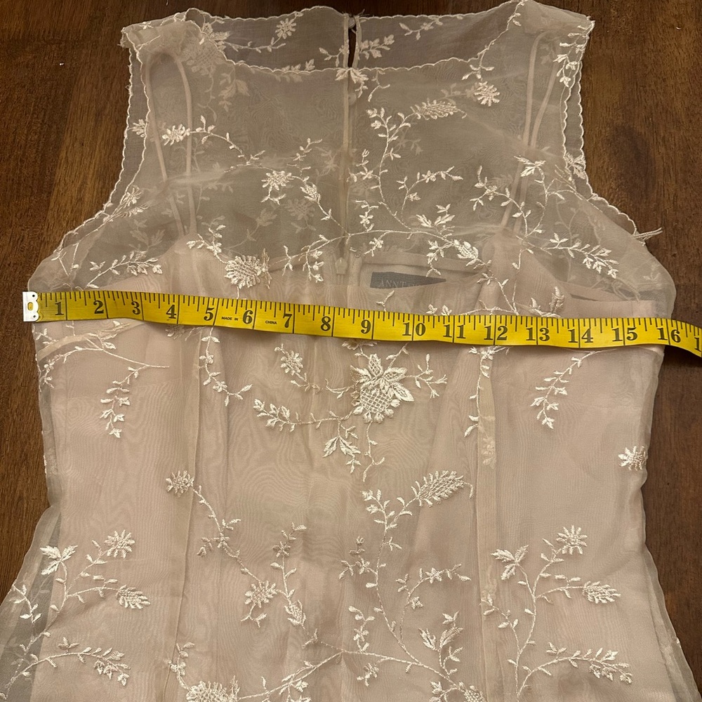 Vintage ANN TAYLOR dress, 100% silk embroidery, size 2, elegant and classy - Picture 9 of 13
